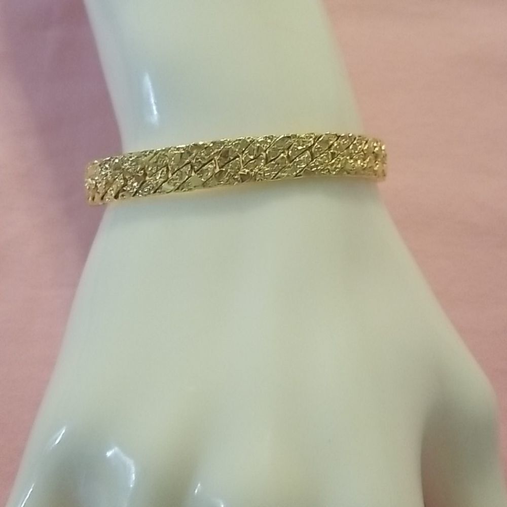 Ladies Goldtone Nugget Bracelet